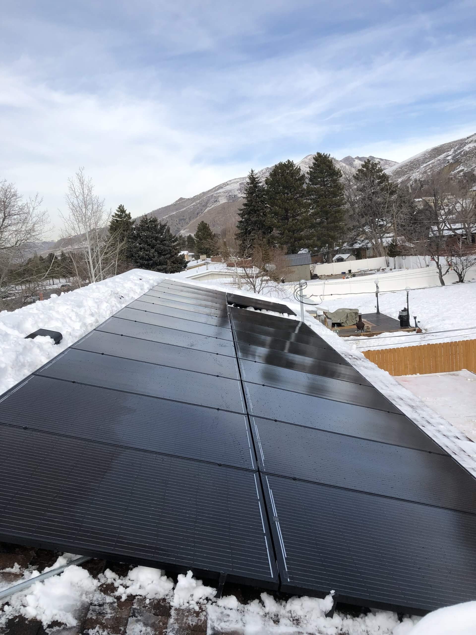 redstone-solar-millcreek-utah-solar-panel-installation-solarworld-usa-sw290
